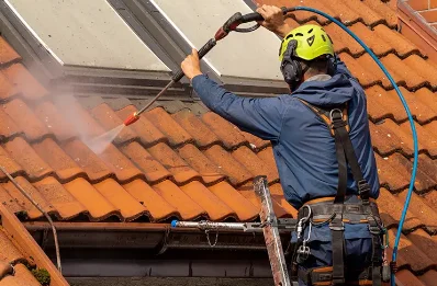 Démoussage et hydrofuge de toiture à Hermaville